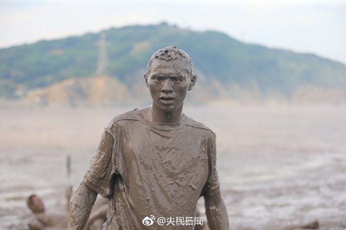 综述丨中东战事冲击下 欧洲央行近三年来首次加息