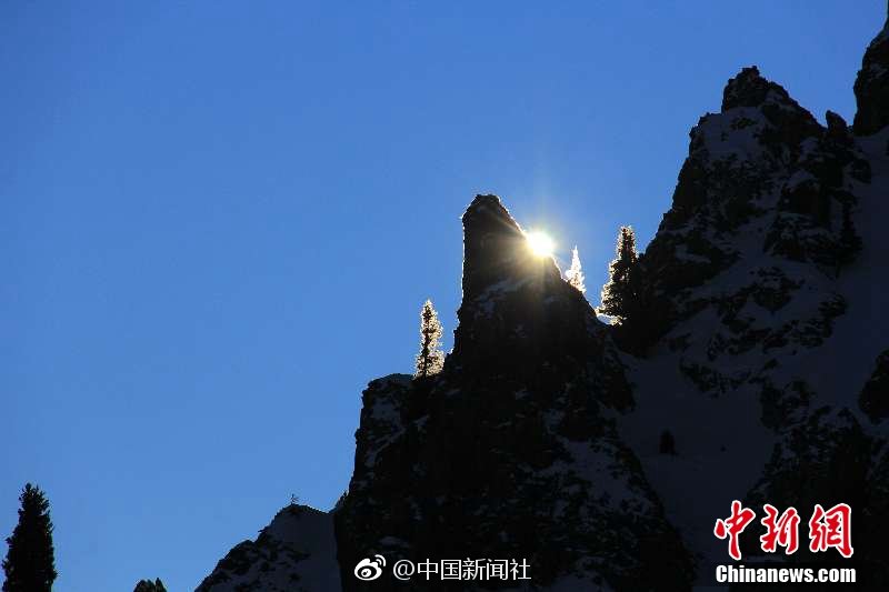 农业银行新疆维吾尔自治区分行被罚30万元：员工行为管理不到位