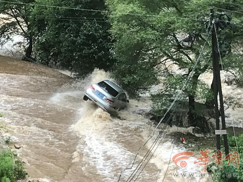 “普特会”后油价短线下跌 油市下一步怎么走？