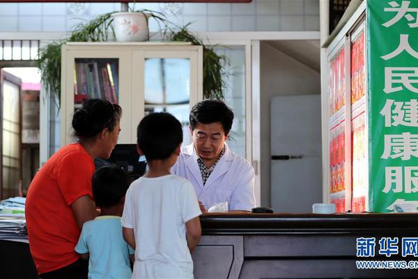 上市前报道：openai考虑拆分机器人和消费硬件业务以避免拖累核心业务