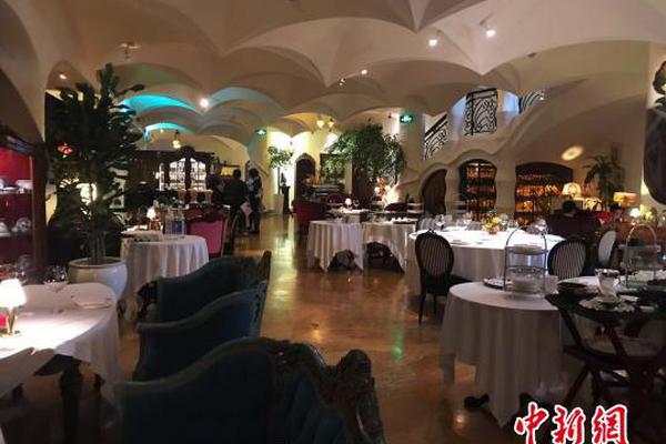 “饮品有异物，不赔付1000元我就投诉到平台”，蜜雪冰城门店遭多起恶意索赔诈骗，两人被刑拘