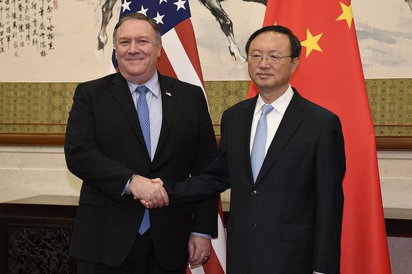 印尼强震引发海啸