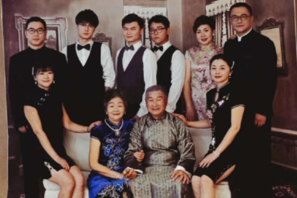 泽连斯基再提准备与普京直接会谈
