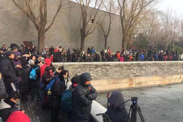 光伏反内卷重大进展：硅料行业酝酿整体重组为一家平台公司