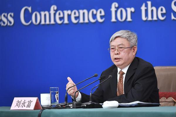 宁德时代：商用动力电池目前占总出货的比例接近20%