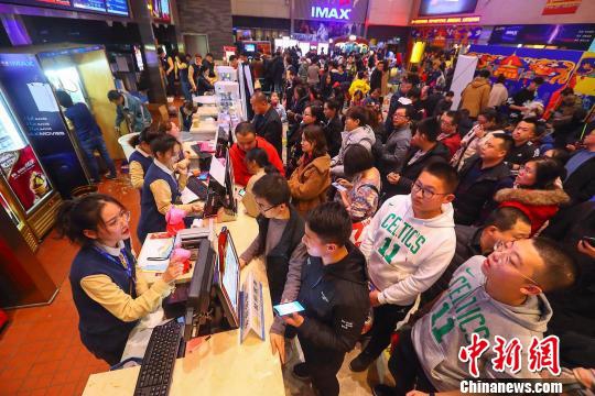 研究：美国各州数据暗示未公布的首次申领失业救济人数约为22.4万
